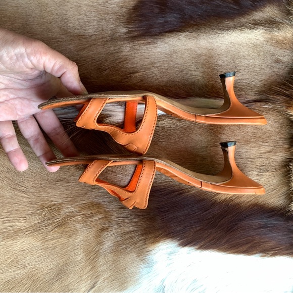 MANOLO BLAHNIK strap leather kitten heels mules orange brown size 36 - Picture 9 of 12